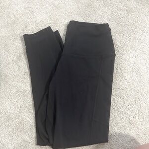 Colorfulkoala Women's High Waisted Yoga Capris 21" Inseam Leggings with Pockets